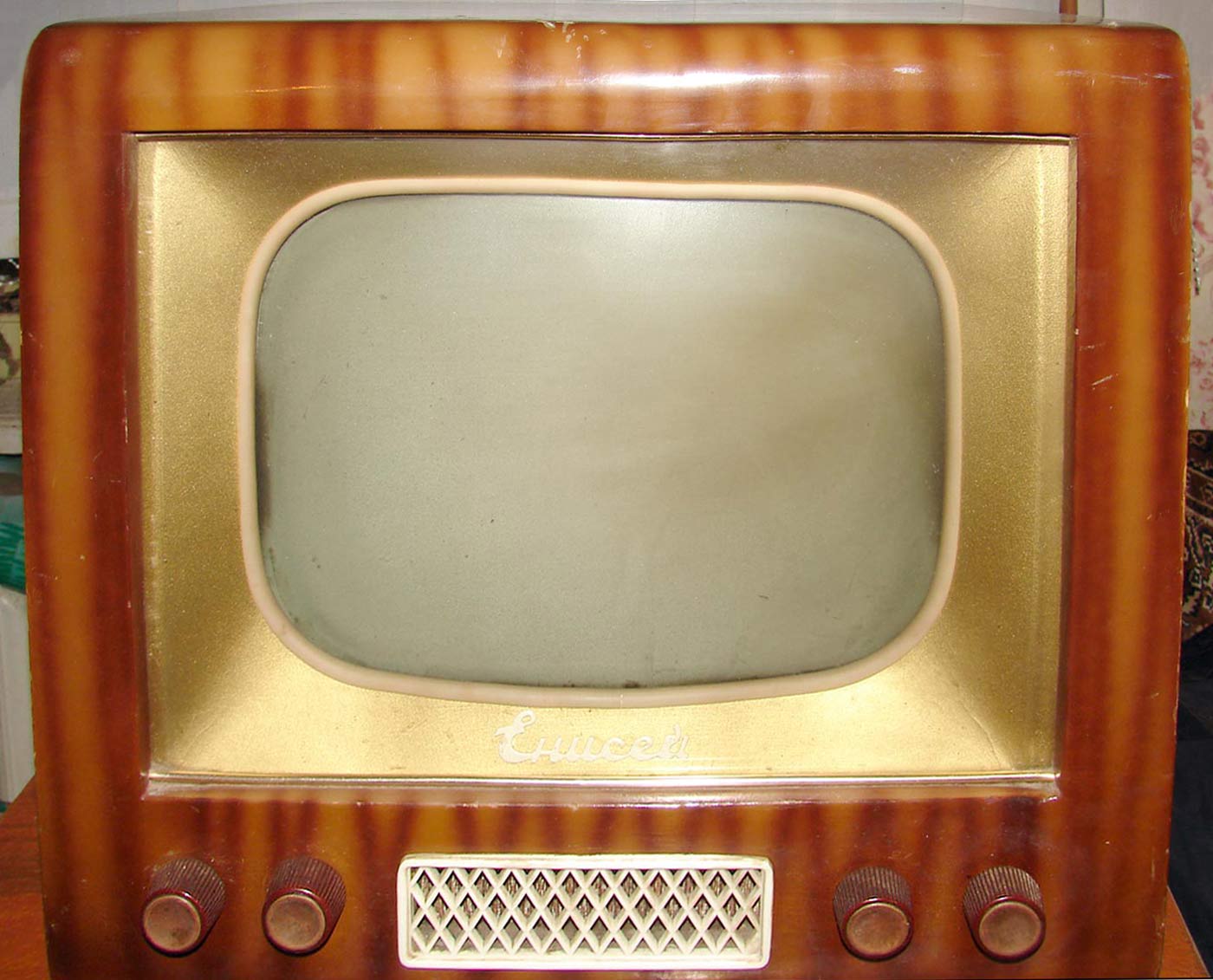 Телевизор 5 букв. Телевизор Енисей 2. Телевизор ламповый Енисей -2. Телевизор Енисей 3. Телевизор Енисей 1958.