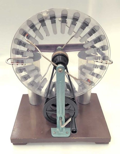 Файл:Elektrofonaja masch1.jpg