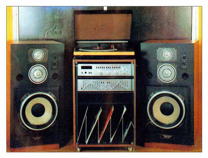 Файл:Elektronika060sr komp.jpg