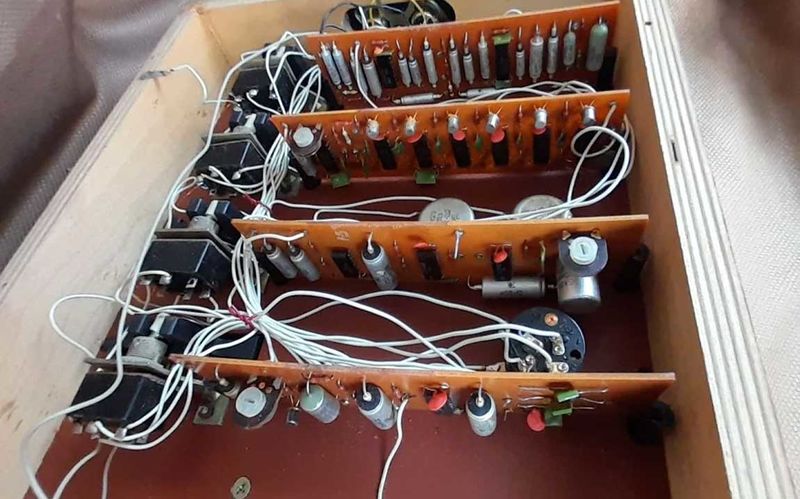Файл:Elektronika12 011 1.jpg