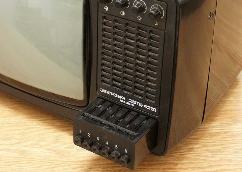Файл:Elektronika25tc427 2.jpg