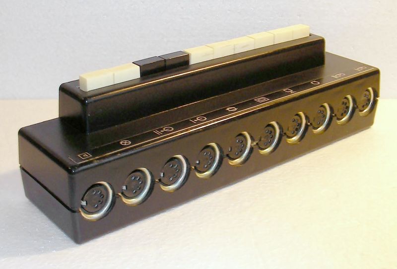 Файл:Elektronika k01 9.jpg