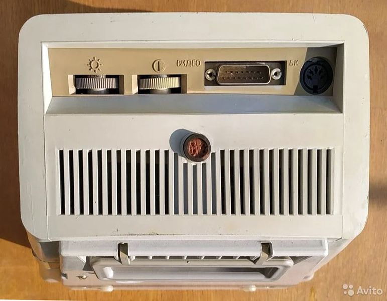 Файл:Elektronika ms6105 6.jpg