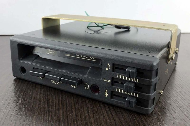 Файл:Elektronika p306sa7.jpg