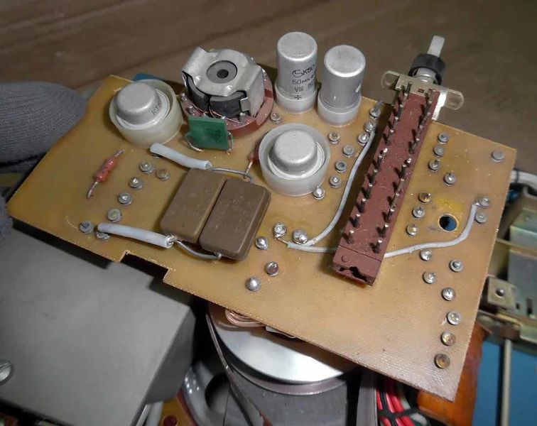 Файл:Elektronika vk12 18.jpg