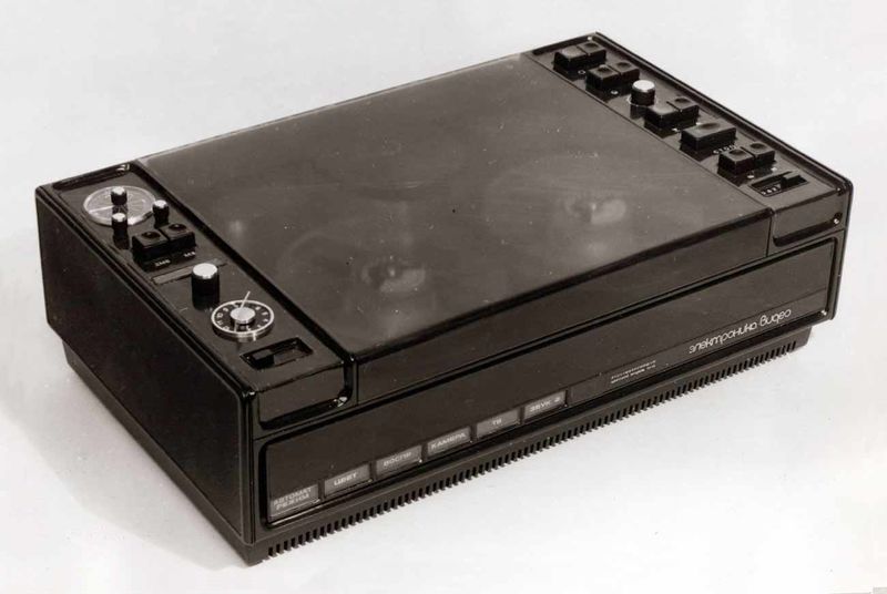 Файл:Elektronika w1 2.jpg