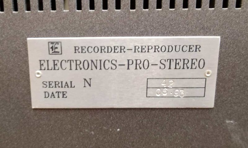 Файл:Elektroniks pro1.jpg
