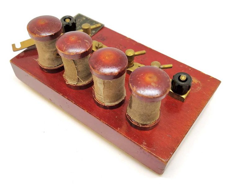 Файл:Reostat schtepsel2.jpg