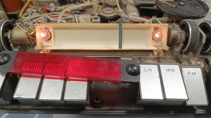 Файл:Signal elektronik17.jpg
